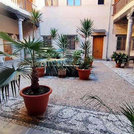 Abadia Suites Granada Eksteriør billede